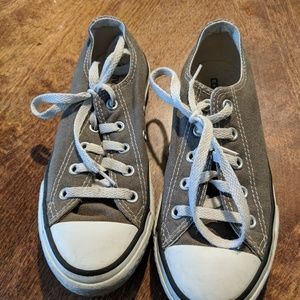 Kids Grey Converse size 1